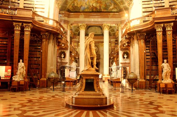 Österreichische Nationalbibliothek : State Library, Vienna.