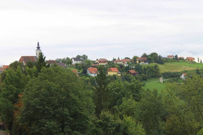 The countrysude around Schloss Seggau